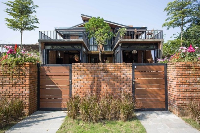 Đôi bạn thân xây biệt thự liền kề để sống trọn cuối đời cùng nhau ảnh 2