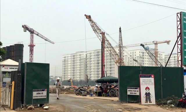 Giữa Thủ đô, nhà xã hội chưa mở bán đã rầm rộ thu tiền 'chênh' ảnh 1
