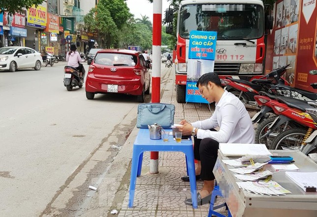 Cận cảnh chung cư xây sắp xong chưa nghiệm thu móng, mở bán rầm rộ ảnh 3
