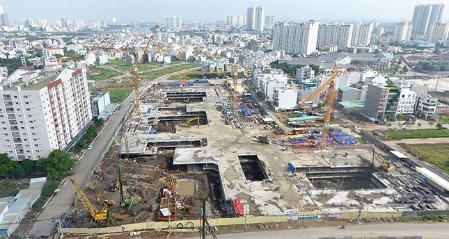 Chủ đầu tư bị đình chỉ 12 tháng nếu không công khai tình trạng pháp lý ảnh 1