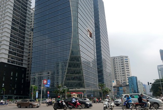 Kỷ luật loạt cán bộ cấp sổ đỏ 'tùy tiện', dân chung cư sống như thời bao cấp ảnh 4