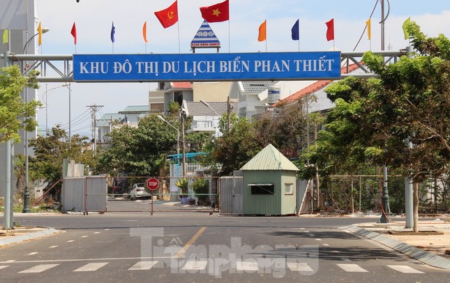Chủ dự án vườn Vạn Tuế xây chui bị 'sờ gáy', đất vàng sân golf chuyển KĐT tính giá bèo? ảnh 1