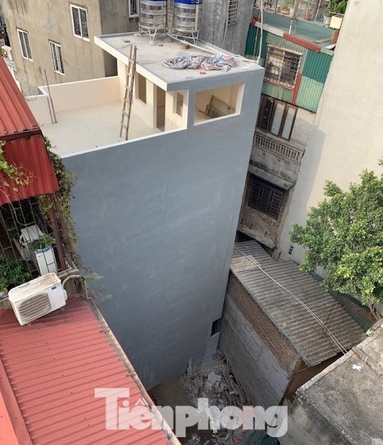 Cả trăm người ‘giải cứu’ khu dân cư ngập nước thải ảnh 6