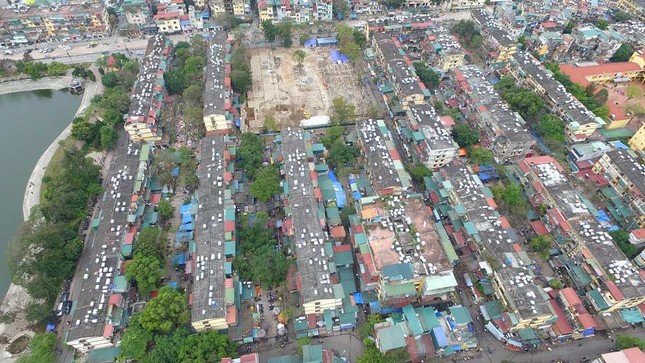 Hà Nội giải thể ban chỉ đạo về cải tạo, xây dựng lại nhà chung cư cũ ảnh 1