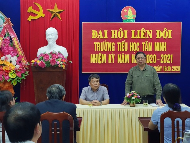 Đồng chí Phạm Minh Chính tới thăm và làm việc tại 3 tỉnh miền Trung ảnh 3