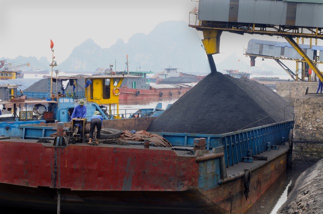 EVN đề nghị không tăng giá than cho sản xuất điện ảnh 1