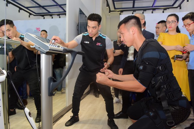 Quả bóng Vàng Việt Nam 2019 bất ngờ xuất hiện cạnh Ninh Dương Lan Ngọc ảnh 3