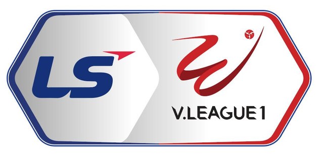 Lee Nguyễn ghi bàn trên chấm 11m, CLB TPHCM thắng chật vật Sài Gòn FC ảnh 2