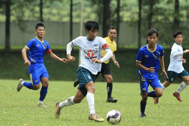 U15 quốc gia: Không dễ cho Hà Nội và SLNA ảnh 1