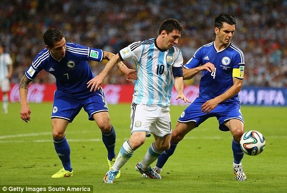 Argentina - Bosnia (2-1): Điệu Tango chưa khớp nhịp ảnh 13