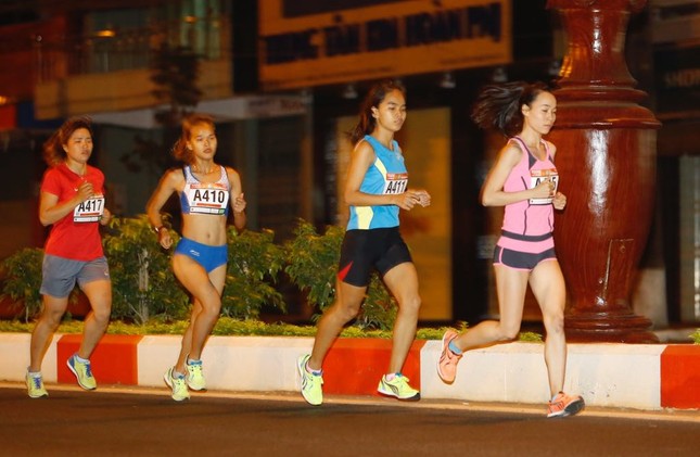 Tưng bừng tranh tài ở Việt dã toàn quốc 2018 ảnh 4