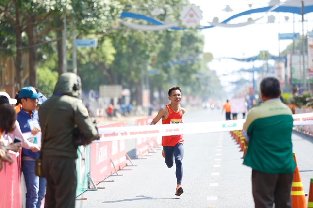 Tưng bừng tranh tài ở Việt dã toàn quốc 2018 ảnh 38