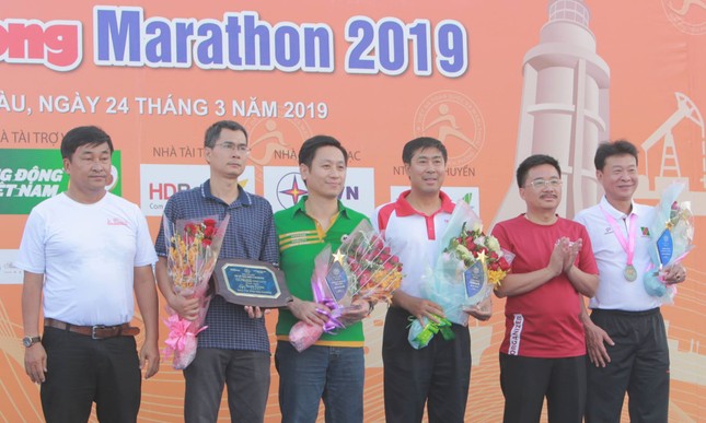 Tiền Phong Marathon 2019: Chân dung những nhà vô địch ảnh 68