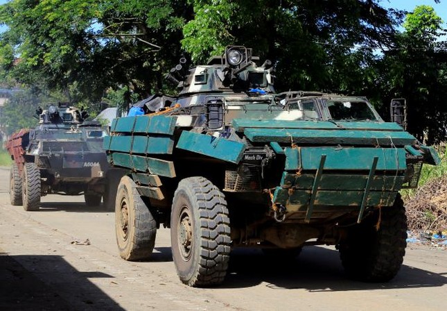 Philippines tuyên bố quân đội Mỹ không được nổ súng ở Marawi ảnh 2