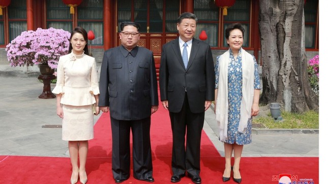Vợ Kim Jong-un ‘đốn tim’ dân mạng Trung Quốc nhờ gu ăn mặc tinh tế ảnh 2