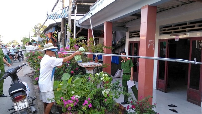 Lắp anten truyền hình, người đàn ông bị điện giật nguy kịch ảnh 1