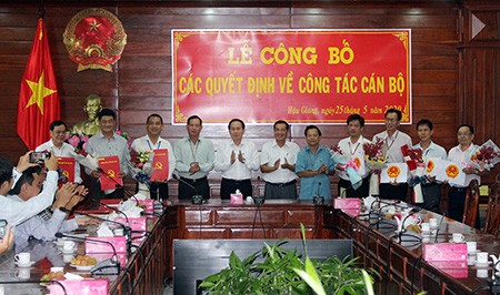 Điều động, bổ nhiệm nhân sự 7 tỉnh, thành ảnh 2