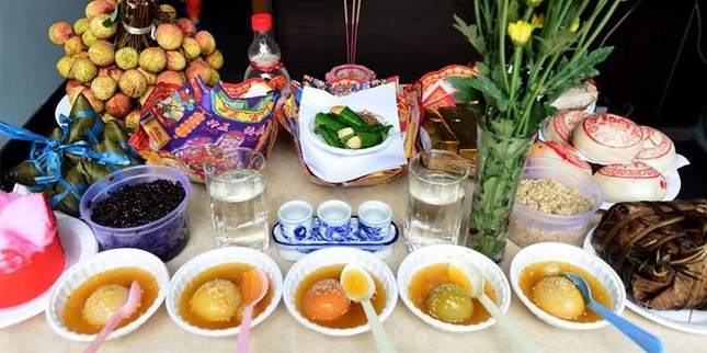 Cúng Tết Đoan Ngọ vào thời gian nào trong ngày?