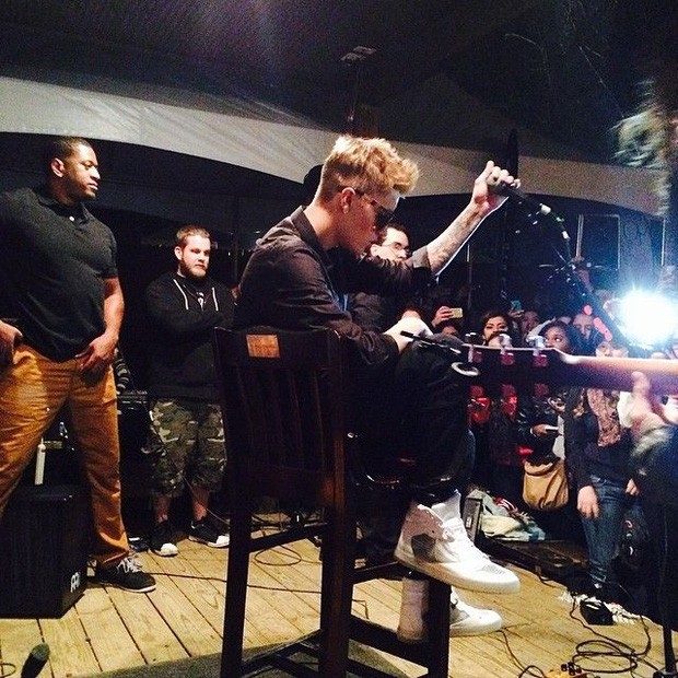Justin Bieber khởi kiện vì bị tố tấn công tình dục đòi bồi thường hơn 460 tỷ ảnh 1