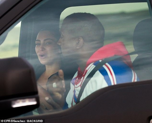 Đơn đăng ký ứng viên tổng thống của Kanye West có dấu hiệu gian lận ảnh 4