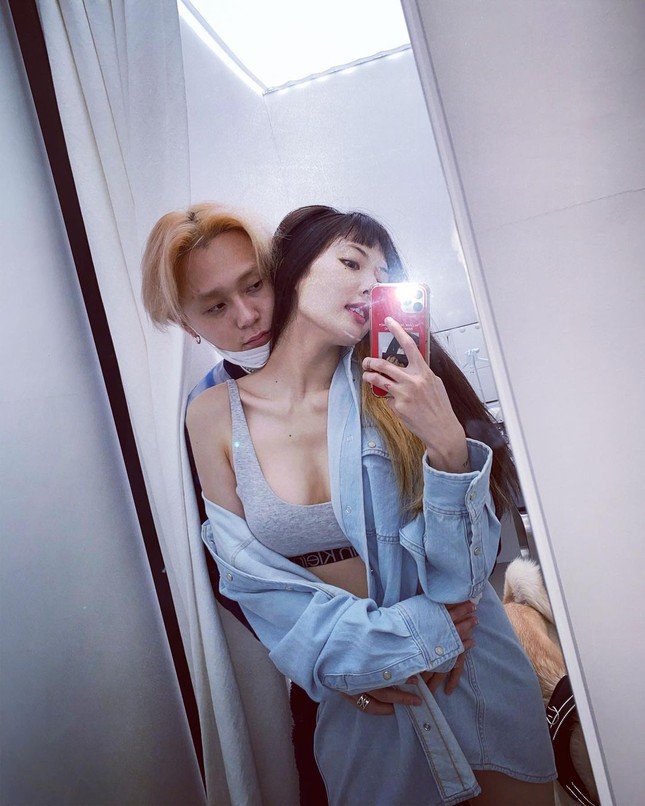 ‘Nữ hoàng gợi cảm’ Hàn gây tranh cãi với video hậu trường chụp ảnh nội y cùng bạn trai ảnh 8