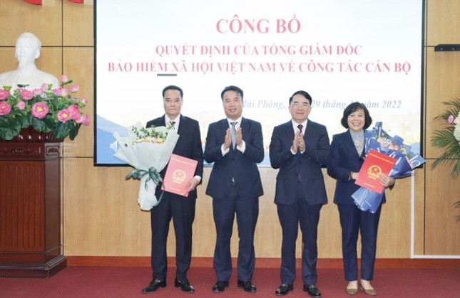 Bản tin 8H: Tổng Giám đốc BHXH Việt Nam bổ nhiệm cán bộ ảnh 1