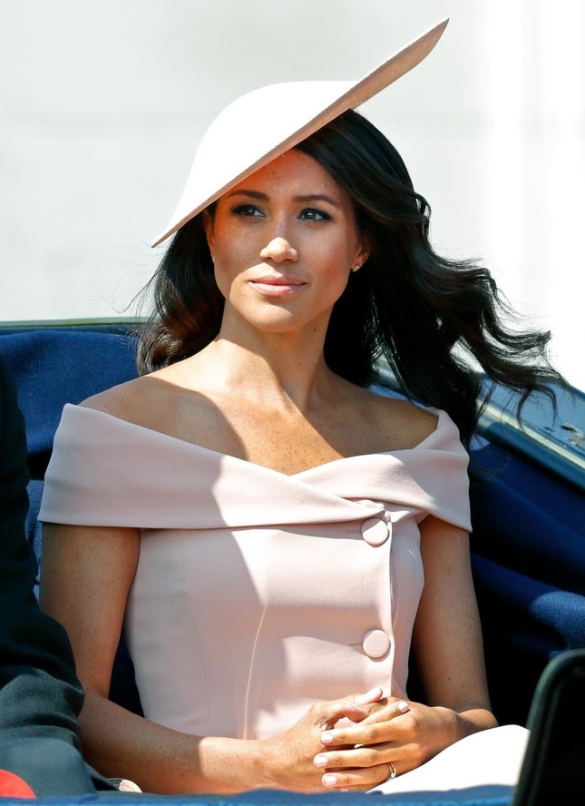Số phận Harry và Meghan sau khi bị hủy hợp đồng ảnh 2