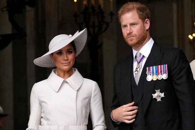 Vận đen liên hoàn của Harry và Meghan ảnh 1