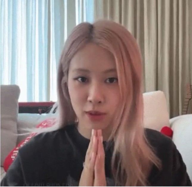 Jisoo và Rosé ẩn ý về tương lai BlackPink giữa nghi vấn lời nguyền 7 năm ảnh 3