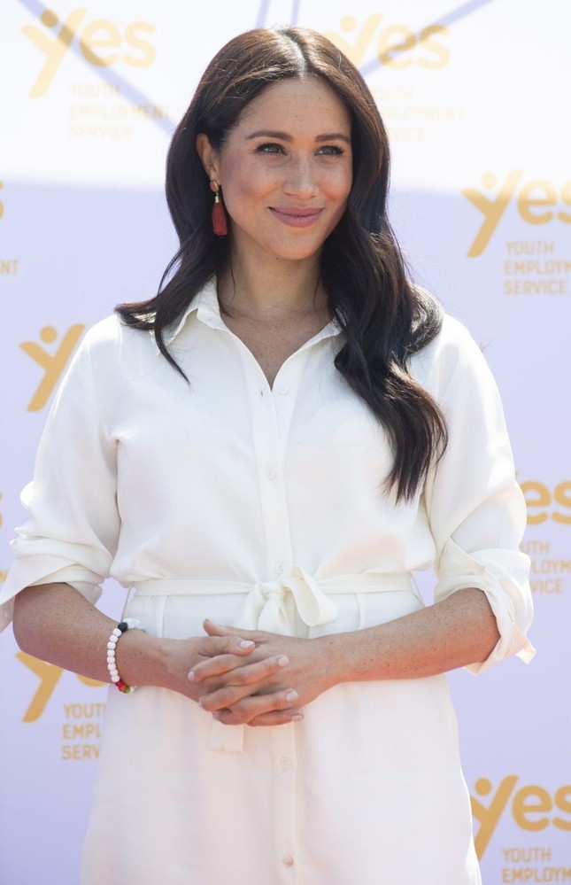 Harry và Meghan bị chê cười ảnh 1
