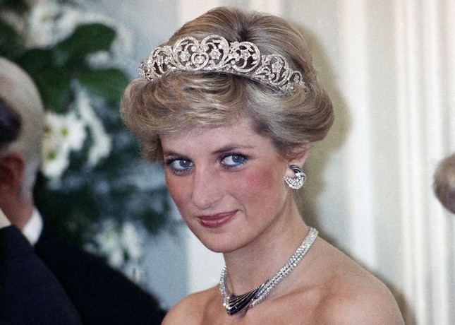 Cách Công nương Diana ảnh hưởng đến Kate và Meghan ảnh 1