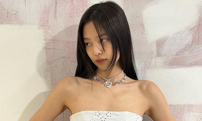 Jennie (BlackPink) vào Top 50 phụ nữ quyền lực năm 2023 ảnh 1
