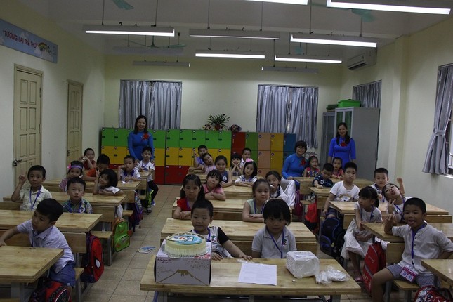 Hà Nội: "Ngày đầu tiên đi học" của các bạn nhỏ khối 1 trường Tiểu học Đoàn Thị Điểm ảnh 6