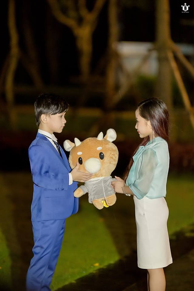 Bộ ảnh “Thư ký Kim sao thế” phiên bản nhí “đốn tim” dân mạng vì quá dễ thương ảnh 10