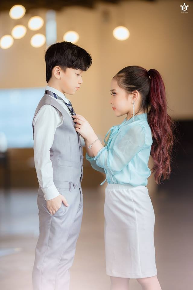 Bộ ảnh “Thư ký Kim sao thế” phiên bản nhí “đốn tim” dân mạng vì quá dễ thương ảnh 4