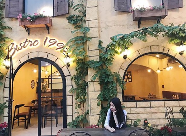 Xuất hiện "thiên đường sống ảo" cho bạn trẻ mê du lịch Châu Âu ngay gần Sài Gòn ảnh 10
