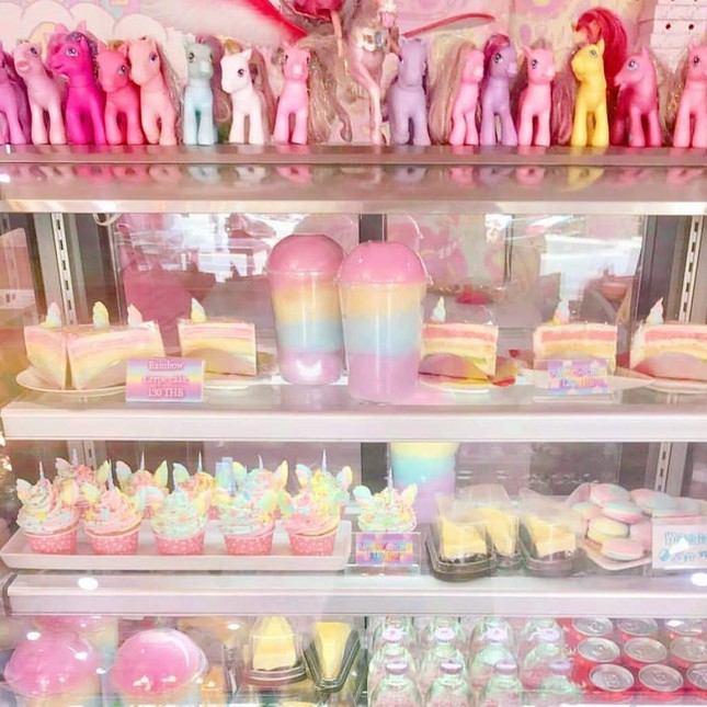 Bên trong quán cà phê Unicorn tại Thái Lan khiến bạn “tan chảy” ngay lập tức ảnh 4