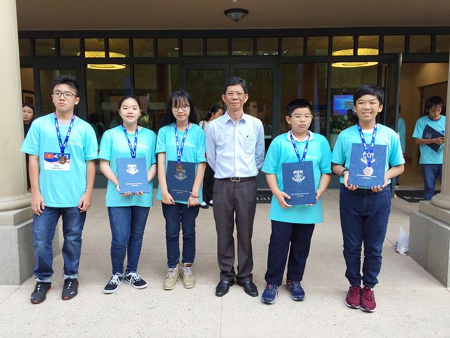 Việt Nam đoạt 1 HCB và 4 HCĐ tại cuộc thi toán học WMO 2018 Mỹ ảnh 1