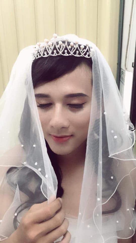 Bị vợ lôi ra làm "chuột bạch", chồng biến hóa thành hot girl sau 2 tiếng make-up ảnh 3