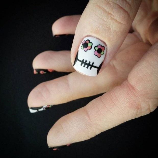 Mẫu nail siêu độc đáo "bao hot" nhất tháng cô hồn ảnh 7