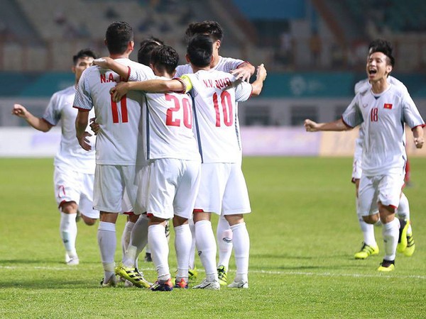 Olympic Việt Nam vs Nepal: Thầy trò HLV Park Hang Seo tiếp tục ra quân thắng lợi với tỷ số 2-0 ảnh 4