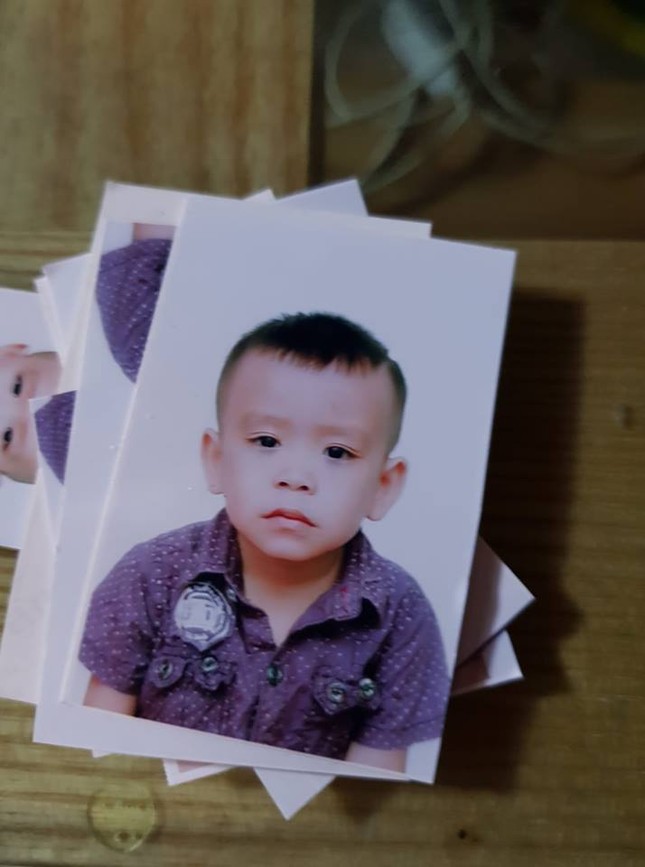 Khi bạn không muốn đi du lịch mà phụ huynh cứ bắt làm hộ chiếu, kết quả là thế này đây! ảnh 4