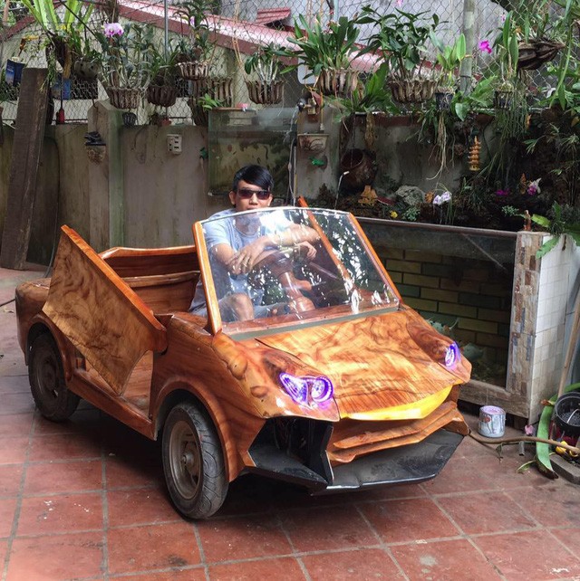 Ngắm “siêu xe” Lamborghini bằng gỗ độc đáo giá của 9X Hà Nội ảnh 1