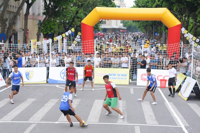 Trở thành ngôi sao cùng "Giải Bóng đá đường phố SCG 2018" ảnh 1