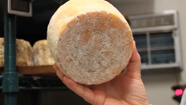 Những câu chuyện thú vị và bí ẩn về chiếc rốn sẽ khiến bạn đi từ ngạc nhiên đến... sợ hãi ảnh 9