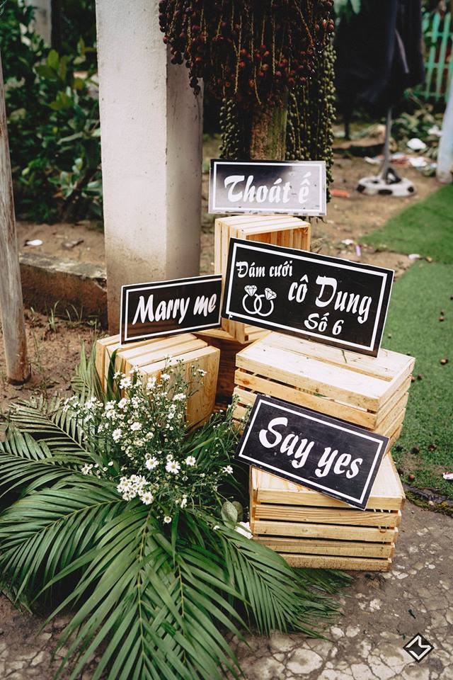 Khi bạn có nguyên một phi đội "lầy lội" thì hình cưới sẽ "chất hết nấc" thế này đây! ảnh 2