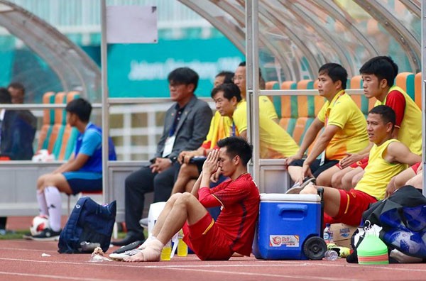 Sau trận thua Olympic UAE, các cầu thủ Việt Nam lên tiếng cảm ơn và xin lỗi người hâm mộ ảnh 6