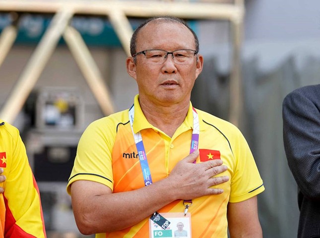 HLV Park Hang Seo trả lời báo Hàn Quốc: "Tôi giao tiếp với học trò bằng trái tim" ảnh 1