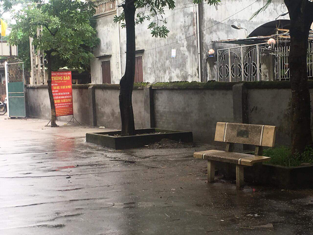 Hà Nội: Cùng teen Ams sơn "áo mới" cho trường tiểu học nghèo ảnh 1