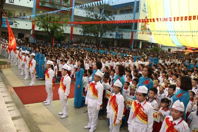 Hà Nội: Các bạn tween trường Đoàn Thị Điểm "Tự học - Tự chủ - Tự tin" đón năm học mới ảnh 6